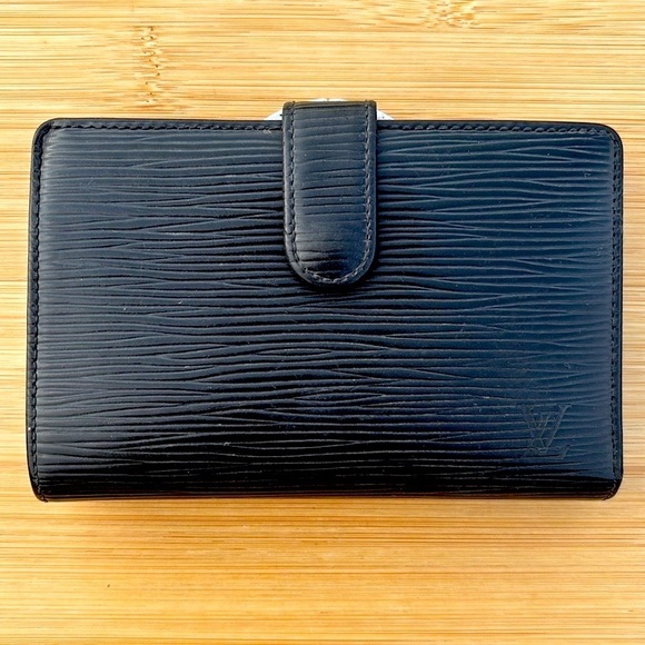 Louis Vuitton Vintage Black Epi Leather Wallet Silver Tone Kiss Lock Luxury - Picture 16 of 16